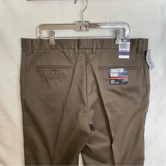 Dockers Men's D2 Signature Khaki Straight Fit Pants Flat Front Khaki Brown 38/30 - Picture 14 of 14